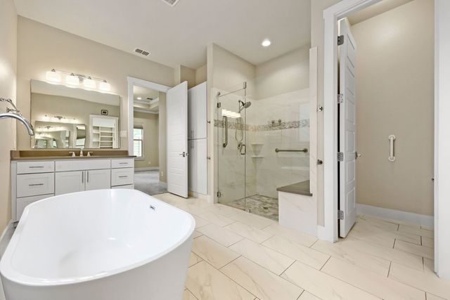 1806 Tucker Street, Dallas, TX 75214