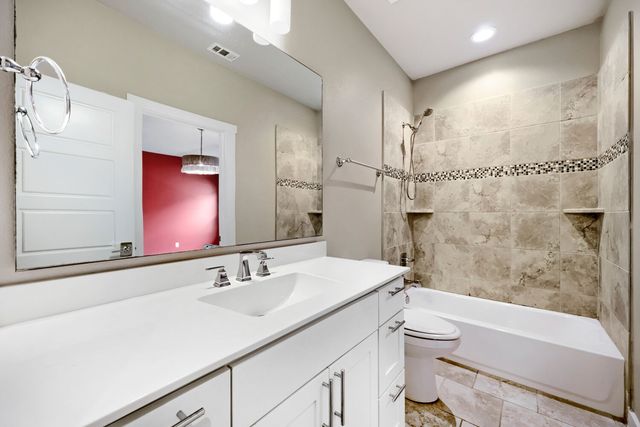 1806 Tucker Street, Dallas, TX 75214