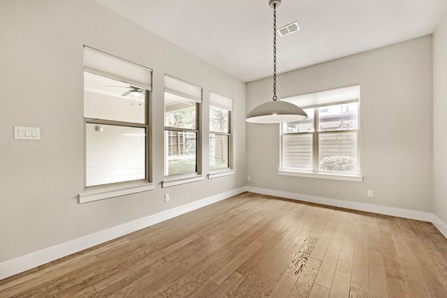 1806 Tucker Street, Dallas, TX 75214
