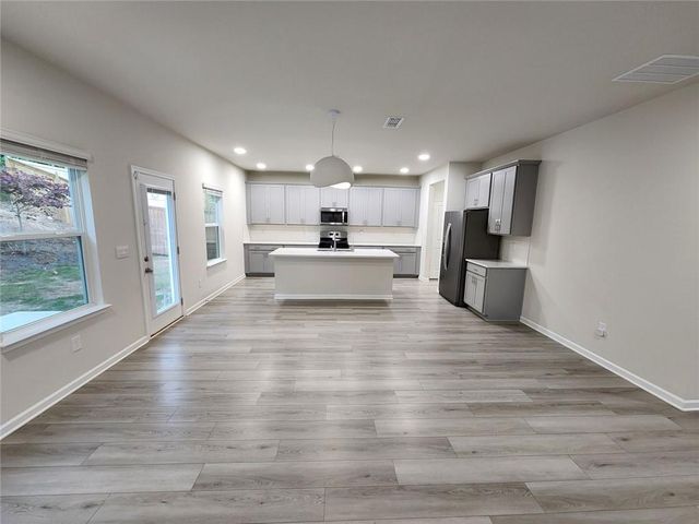 235 Valley Oak Drive, Dawsonville, GA 30534