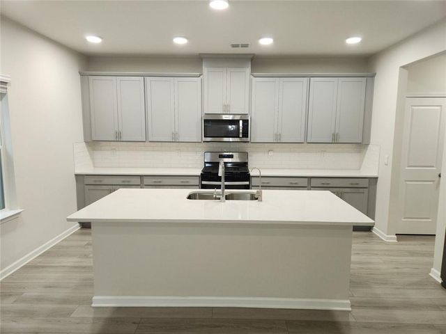 235 Valley Oak Drive, Dawsonville, GA 30534