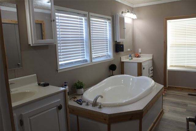 19176 County Road 4043, Kemp, TX 75143