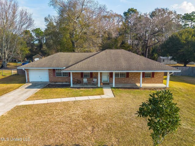 16334 Willow Oak Drive, Biloxi, MS 39532