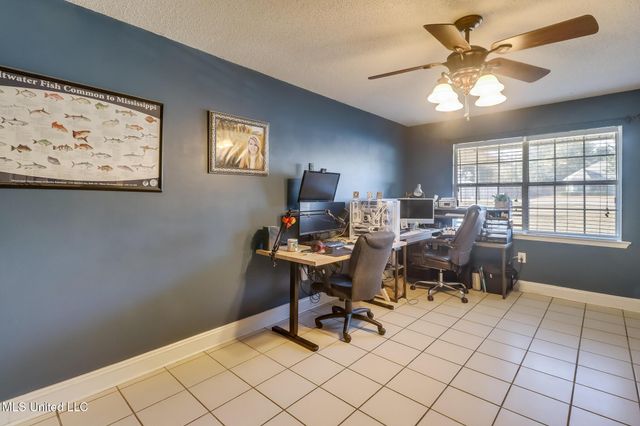 16334 Willow Oak Drive, Biloxi, MS 39532