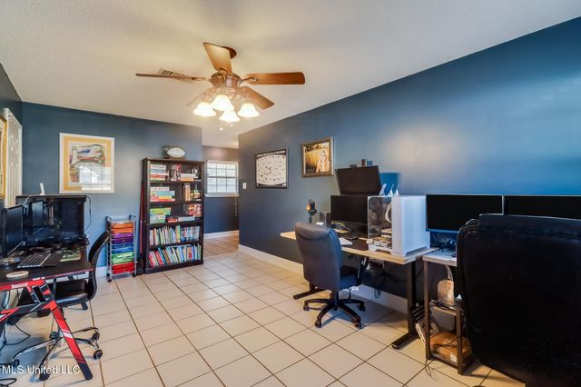 16334 Willow Oak Drive, Biloxi, MS 39532