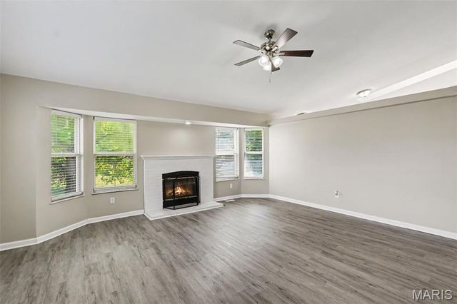 5204 Bay Point Drive, Florissant, MO 63034