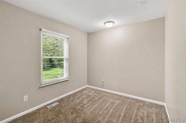 5204 Bay Point Drive, Florissant, MO 63034