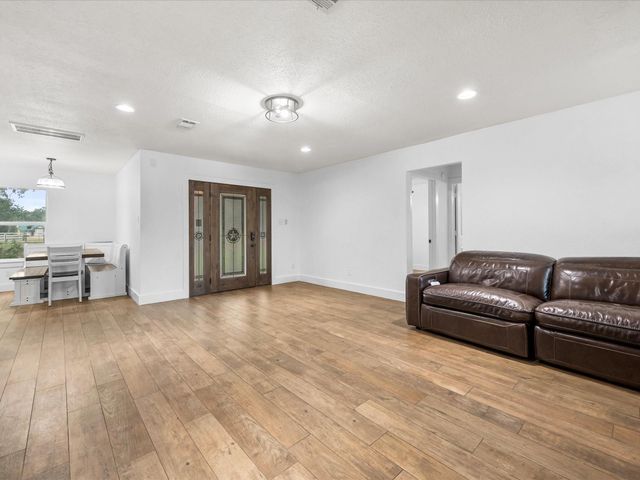 15493 Stoltje Drive, Conroe, TX 77306