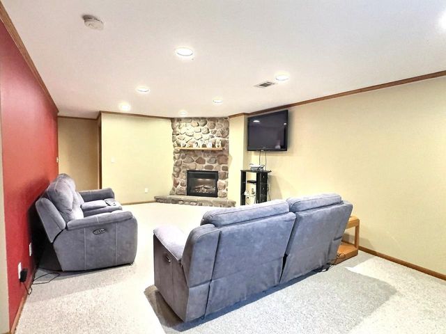 1821 OHIO STREET, Oshkosh, WI 54902