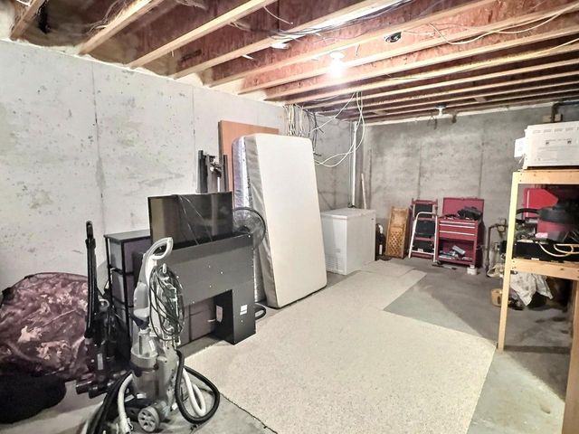 1821 OHIO STREET, Oshkosh, WI 54902