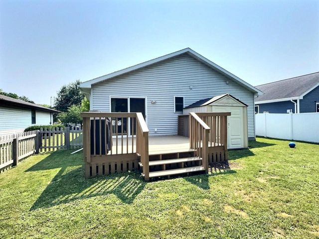 1821 OHIO STREET, Oshkosh, WI 54902