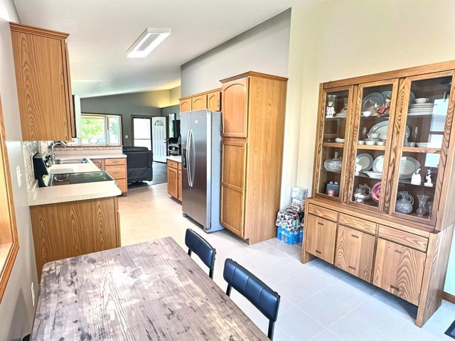1821 OHIO STREET, Oshkosh, WI 54902