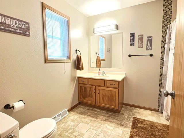 1821 OHIO STREET, Oshkosh, WI 54902
