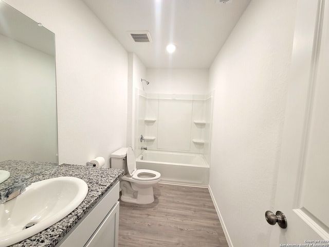 5440 Calton Bend, San Antonio, TX 78253