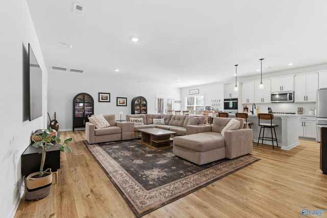 148 Flintridge Drive, Harvest, AL 35749