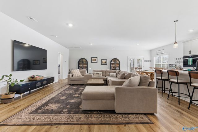 148 Flintridge Drive, Harvest, AL 35749