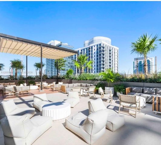 11 NE 6th St 1506, Miami, FL 33132