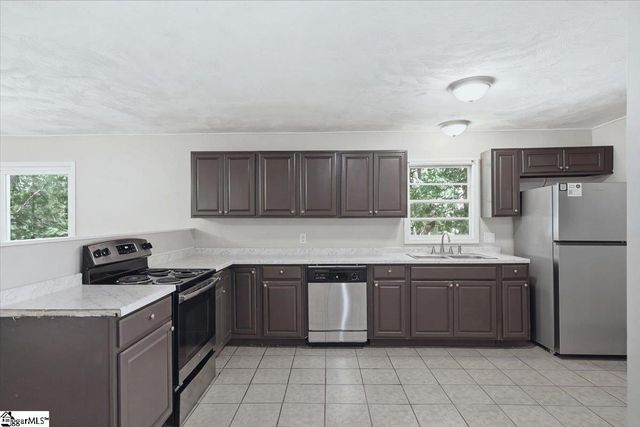 505 Arkwright Drive, Spartanburg, SC 29306