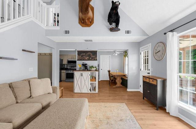 503 E Lake Court, Woodstock, GA 30188