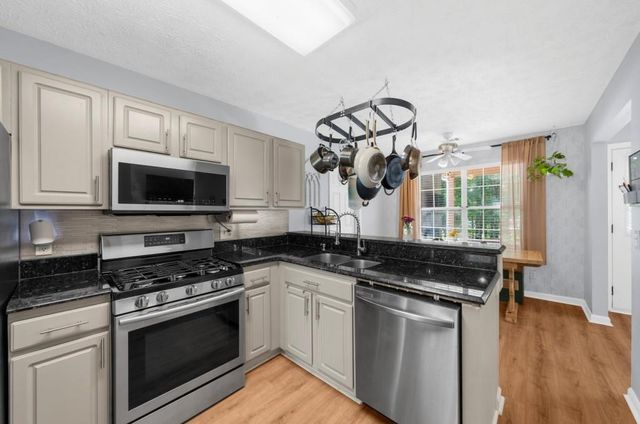 503 E Lake Court, Woodstock, GA 30188