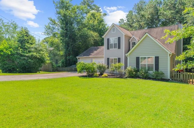 503 E Lake Court, Woodstock, GA 30188