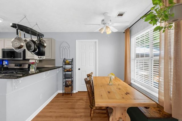 503 E Lake Court, Woodstock, GA 30188