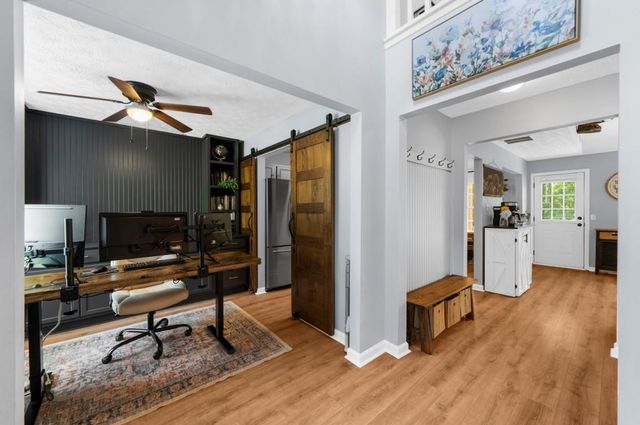 503 E Lake Court, Woodstock, GA 30188