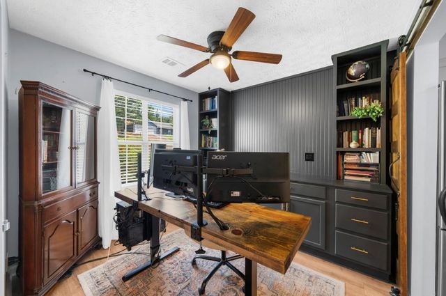 503 E Lake Court, Woodstock, GA 30188