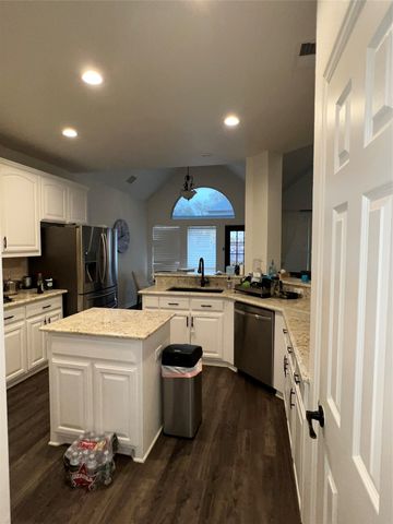 5 Parkway Court, Trophy Club, TX 76262