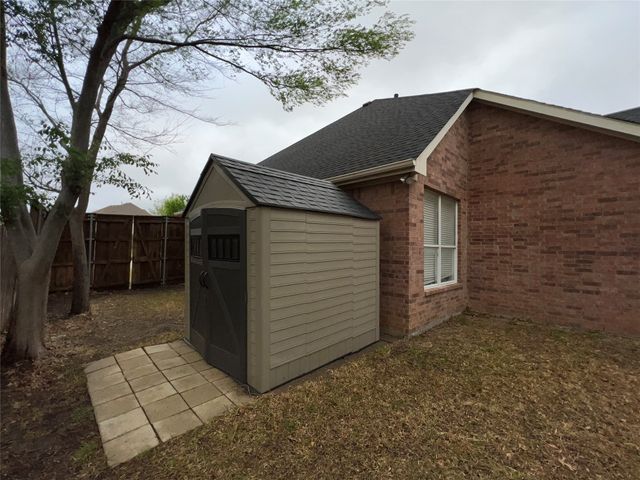 5 Parkway Court, Trophy Club, TX 76262