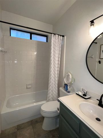 5 Parkway Court, Trophy Club, TX 76262