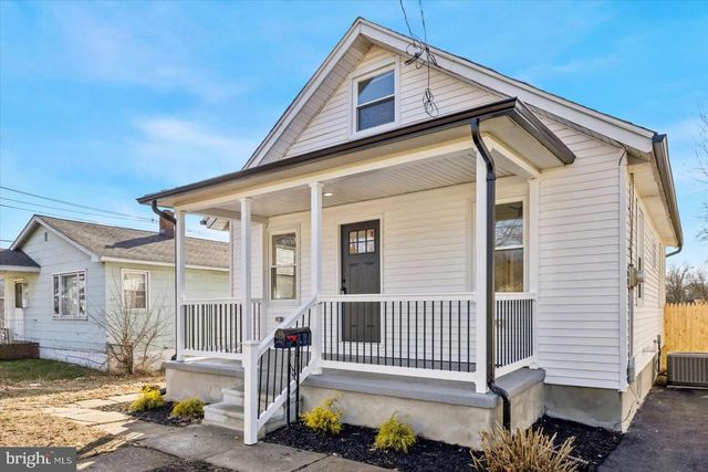 925 UNION AVE, Pennsauken, NJ 08110