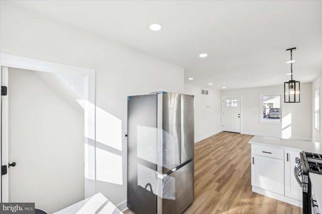 925 UNION AVE, Pennsauken, NJ 08110