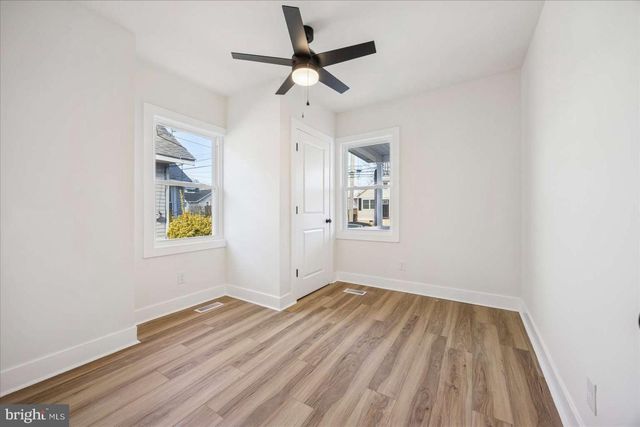 925 UNION AVE, Pennsauken, NJ 08110