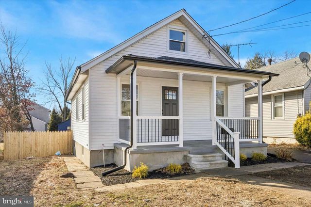 925 UNION AVE, Pennsauken, NJ 08110