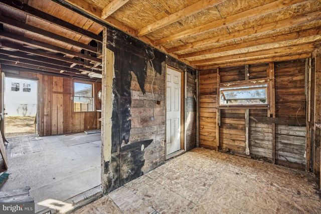 925 UNION AVE, Pennsauken, NJ 08110