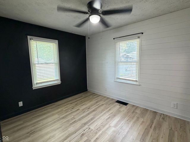 708 Charles Street, Chesterfield, IN 46017