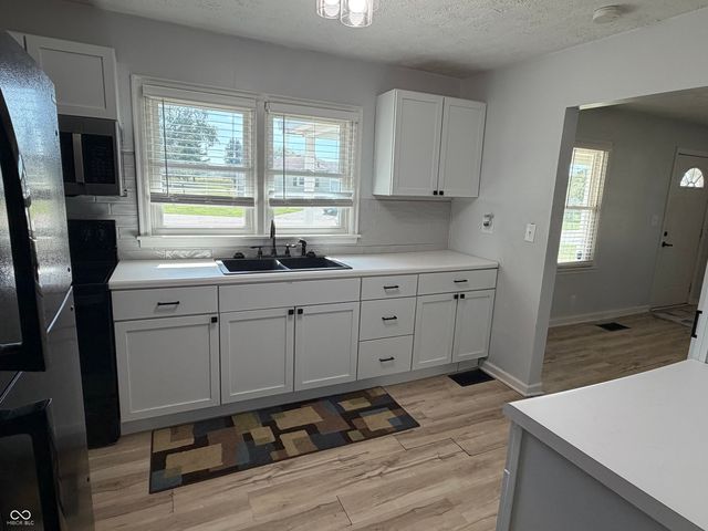 708 Charles Street, Chesterfield, IN 46017