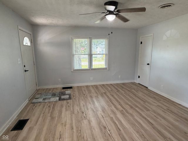 708 Charles Street, Chesterfield, IN 46017