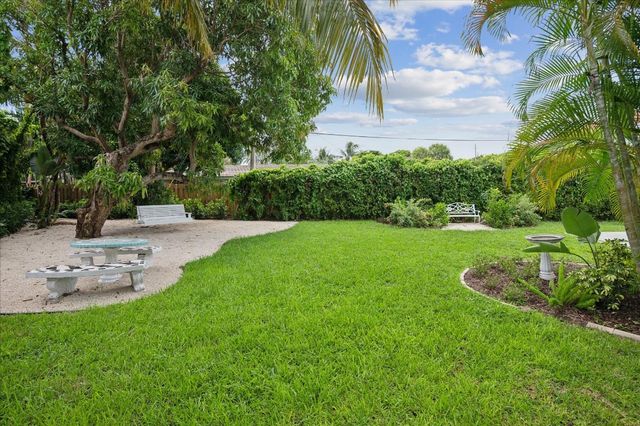 2224 Anchor Drive, Fort Lauderdale, FL 33316