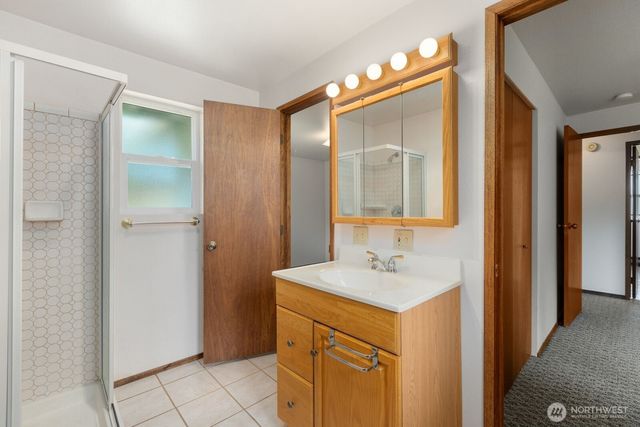 38505 SE 86th Place, Snoqualmie, WA 98065