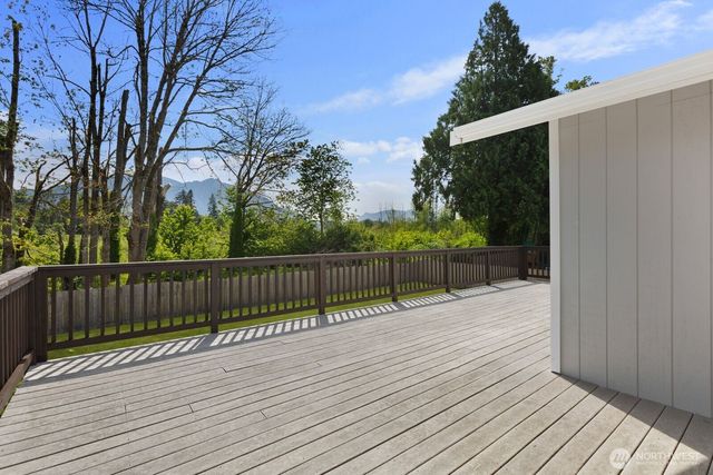 38505 SE 86th Place, Snoqualmie, WA 98065