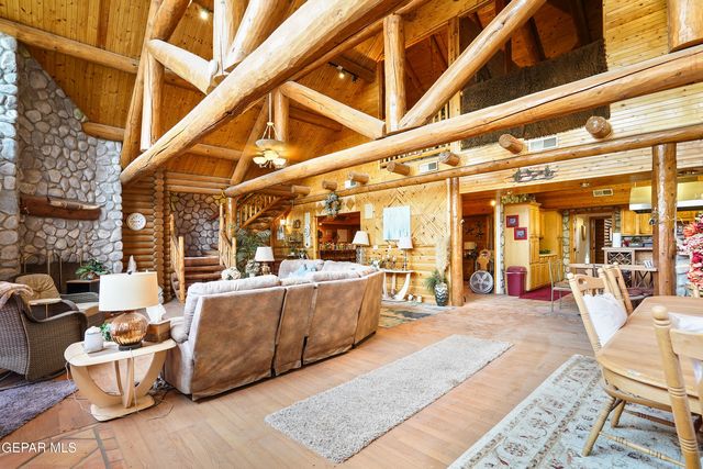 1100 S VINTON Road, Anthony, TX 79821