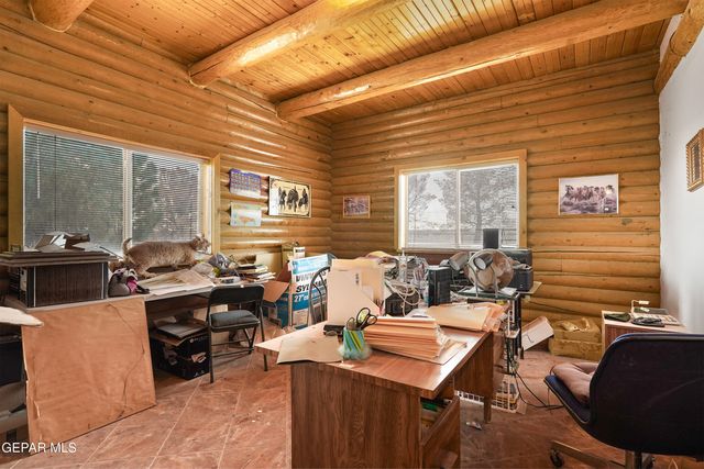 1100 S VINTON Road, Anthony, TX 79821