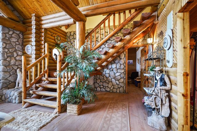 1100 S VINTON Road, Anthony, TX 79821