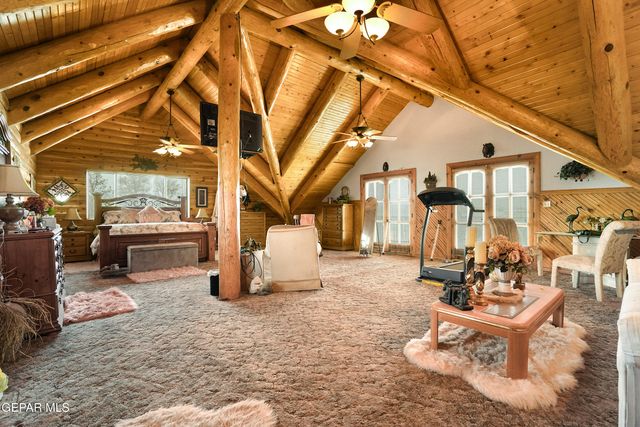 1100 S VINTON Road, Anthony, TX 79821