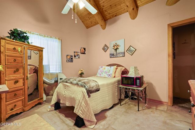 1100 S VINTON Road, Anthony, TX 79821