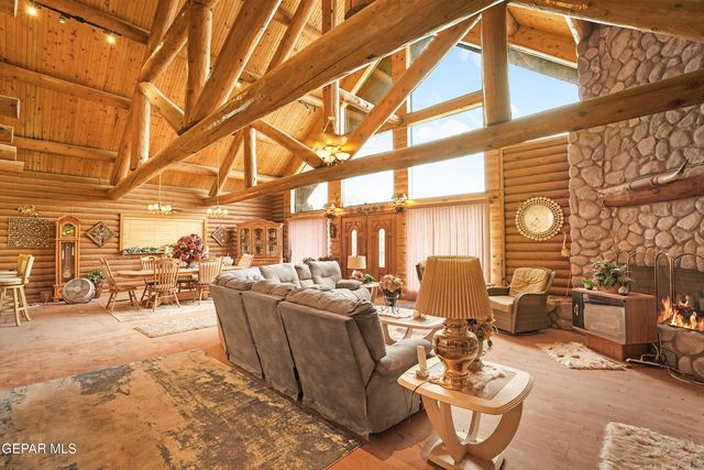 1100 S VINTON Road, Anthony, TX 79821