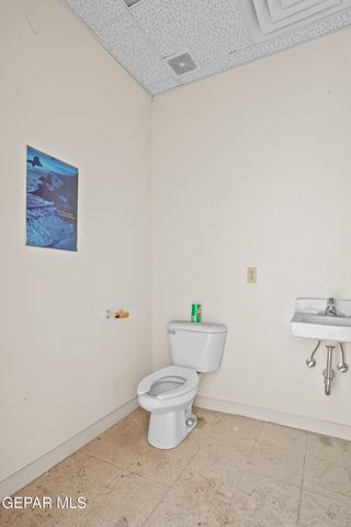 1100 S VINTON Road, Anthony, TX 79821