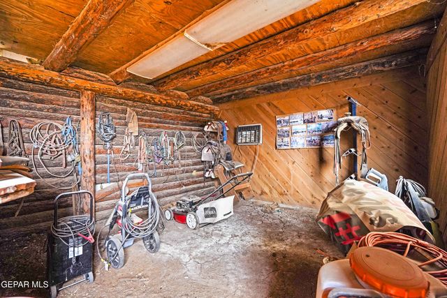 1100 S VINTON Road, Anthony, TX 79821